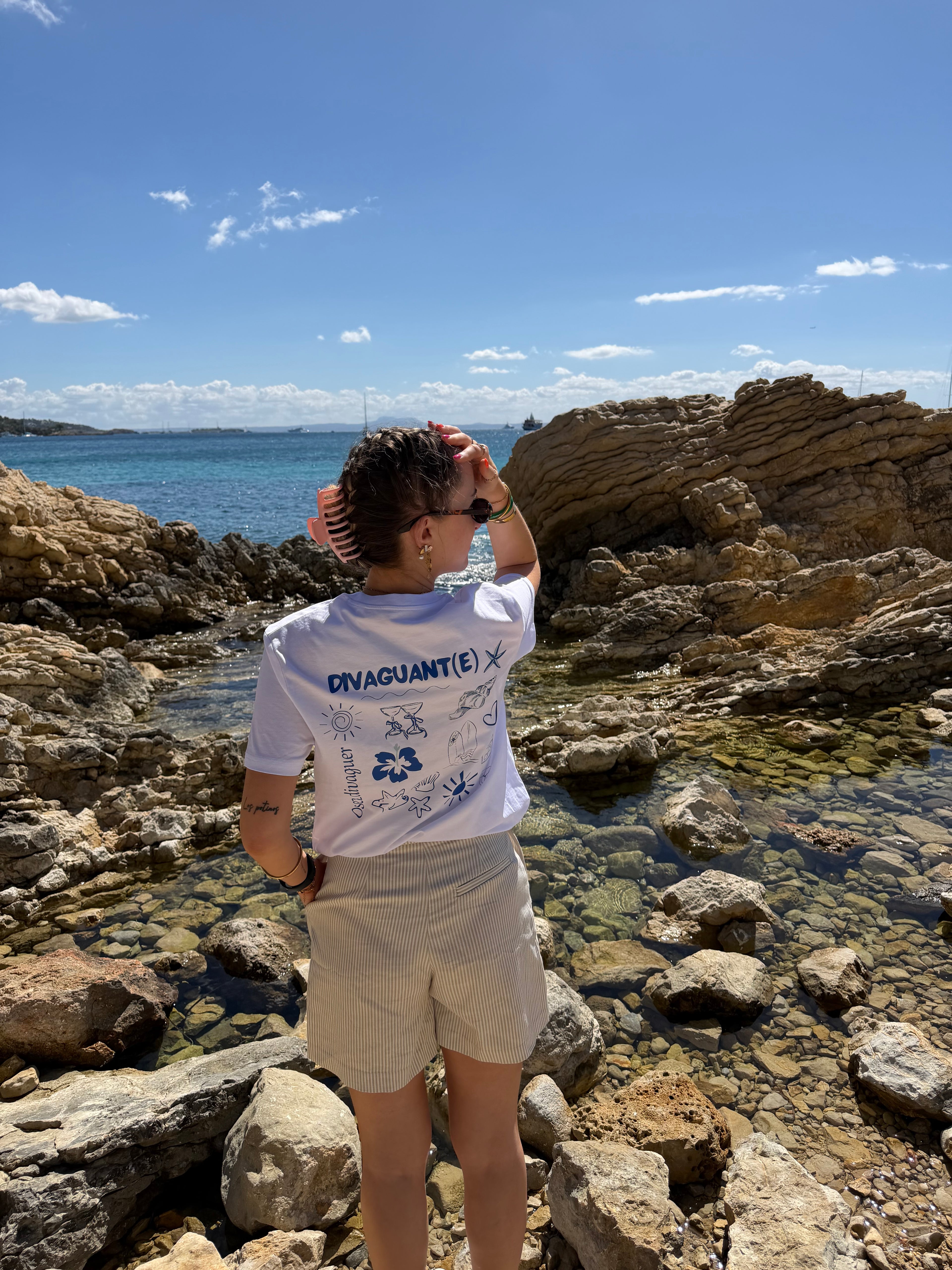 T-shirt manche courte Divaguant(e) Blanc et bleu