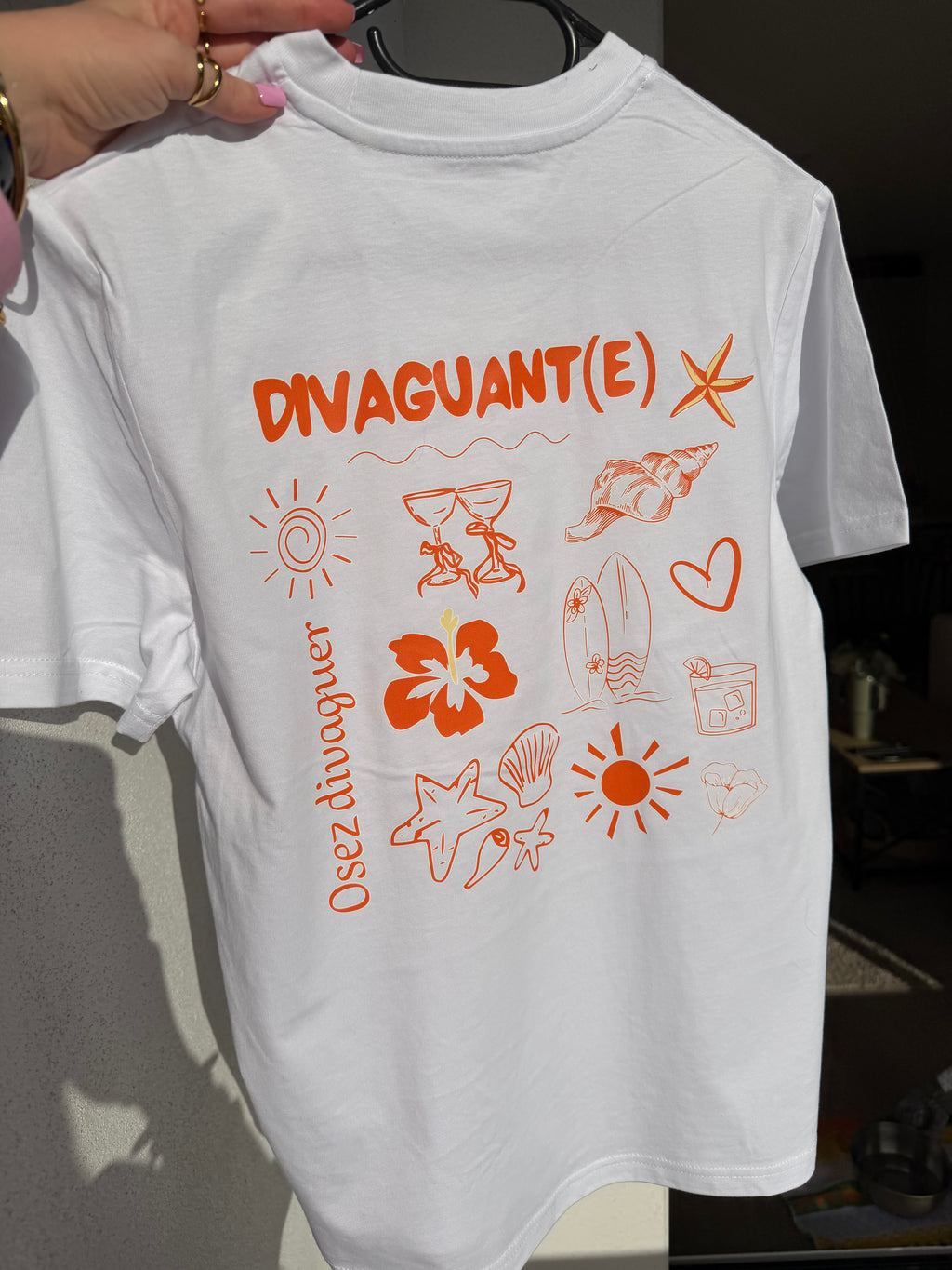T-shirt manche courte Divaguant(e) Blanc et orange