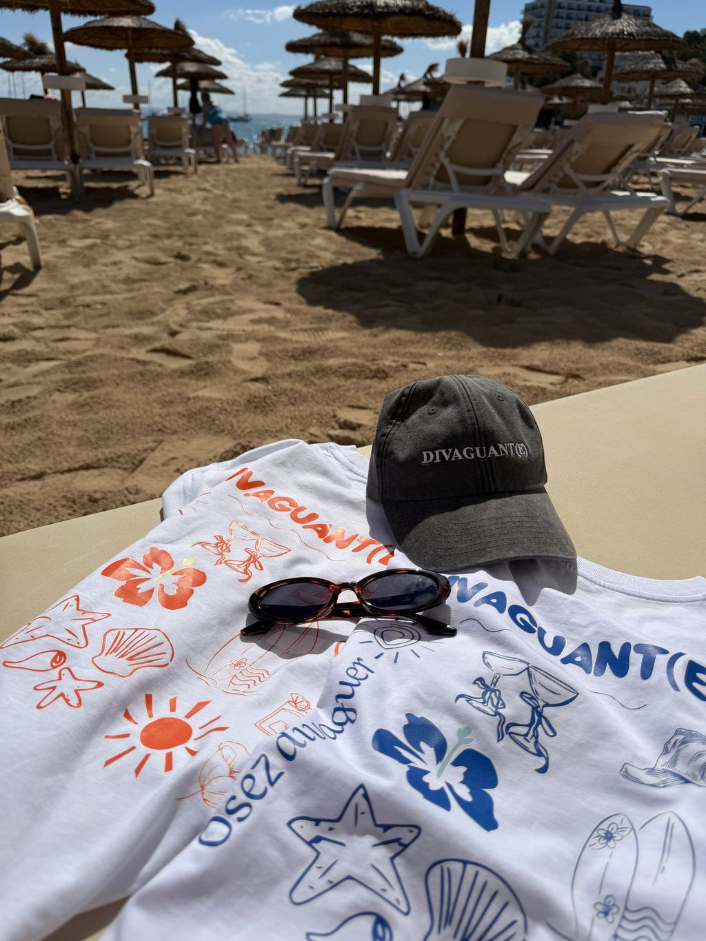 T-shirt manche courte Divaguant(e) Blanc et bleu